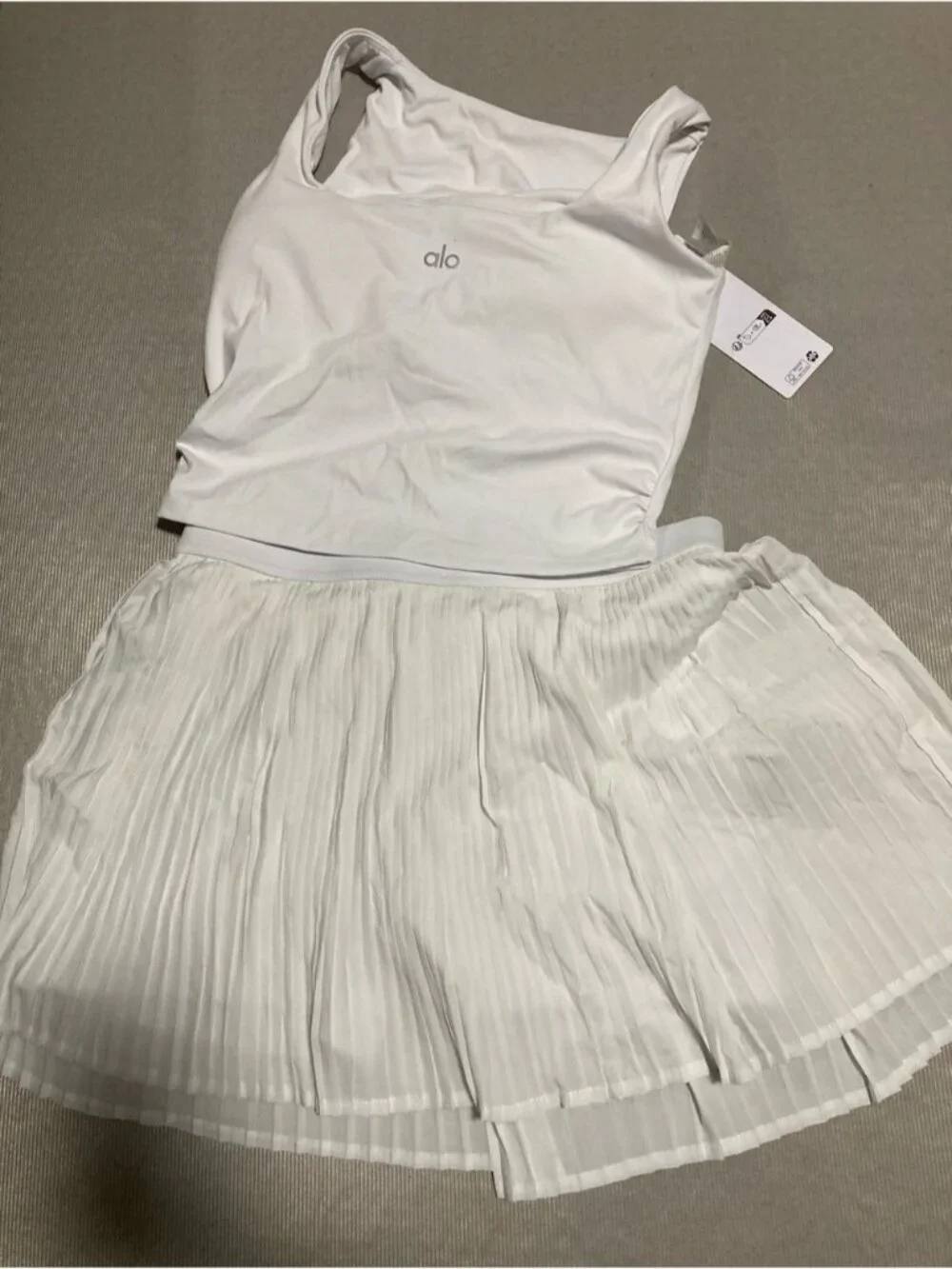 ALO Yoga White Girls' Tank Top & Pleated Skirt Set